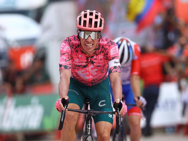 Der Kolumbianer Rigoberto Uran gewann die 17. Vuelta-Etappe. Foto: David Pintens/BELGA/dpa