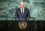 Bundeskanzler Olaf Scholz spricht vor den Delegierten in der UN-Generaldebatte. Foto: Michael Kappeler/dpa