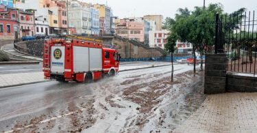 Auf La Palma und den größeren Inseln Gran Canaria und Teneriffa kam es vereinzelt zu Stromausfällen. Foto: Europa Press/EUROPA PRESS/dpa