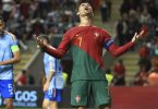 Portugals Cristiano Ronaldo ärgert sich nach einer verpassten Torchance. Foto: Luis Vieira/AP/dpa