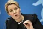 Berlins&nbsp;Regierende Bürgermeisterin Franziska Giffey (SPD) bei einer Pressekonferenz in Berlin. Foto: Fabian Sommer/dpa
